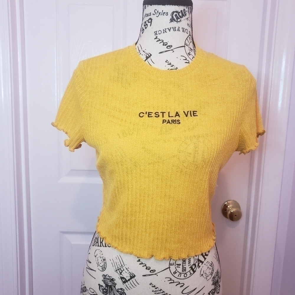 𝅺SHEIN Short Cut Shirt yellow size large
